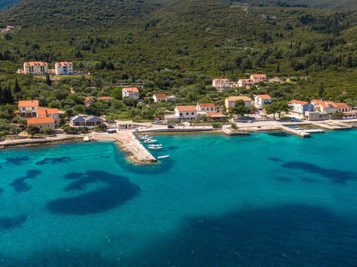 Apartment Kneze Račišće エクステリア 写真
