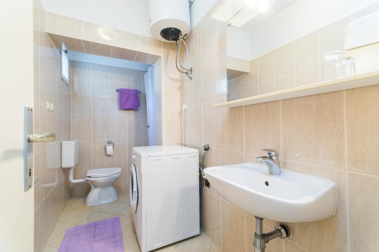 Apartment Kneze Račišće エクステリア 写真